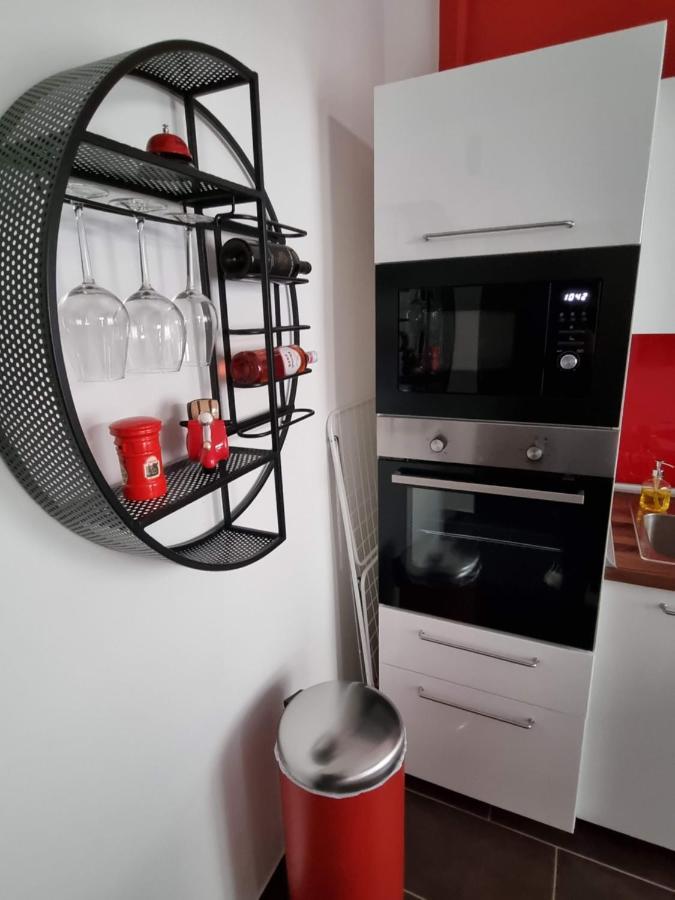Flora Apartman Apartment Сегед Екстериор снимка